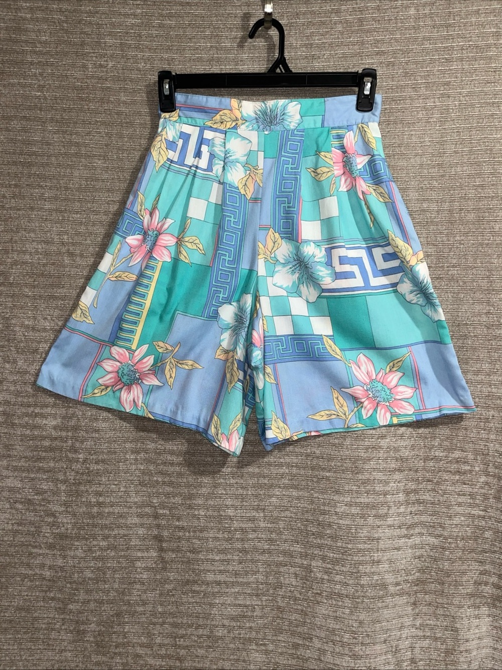 Vintage Alfred Dunner Floral Greek Key Pleated Bermuda Wide Leg Shorts Hi Rise 8 - Picture 4 of 11